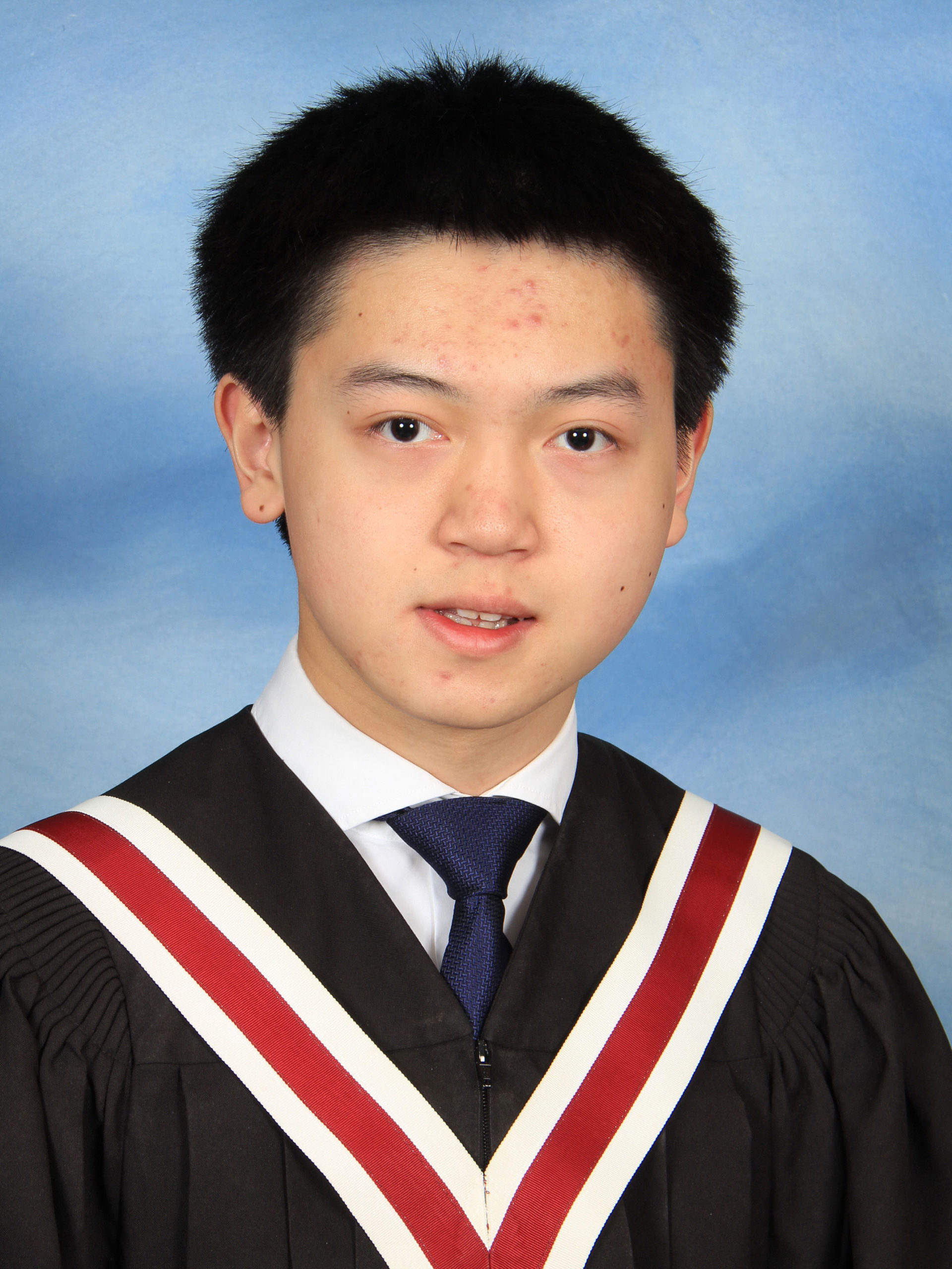 A graduation photo of Xu Lin (Kylin) Zhang 